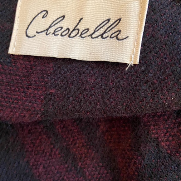 ✨HOST PICK✨ Cleobella X Rachel Zoe Sevigny Capelet - Picture 6 of 7